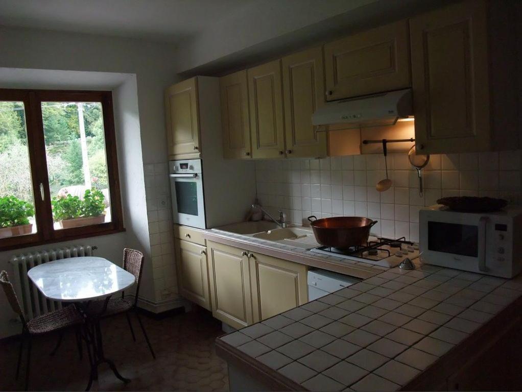 Le Domaine Du Grand Cellier Gites Appartement En Savoie Tournon-sur-Rhône Kültér fotó